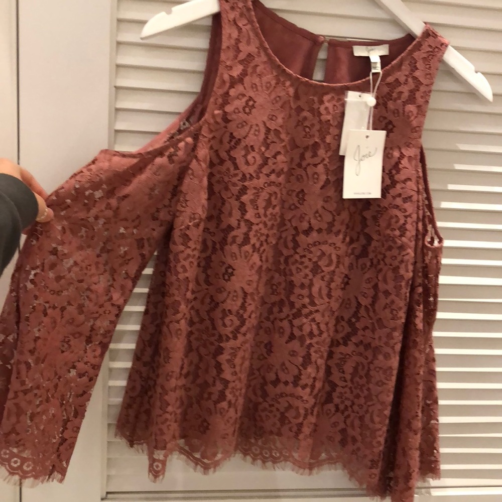 NWT Joie Abay Lace Shoulders Cut Out Top